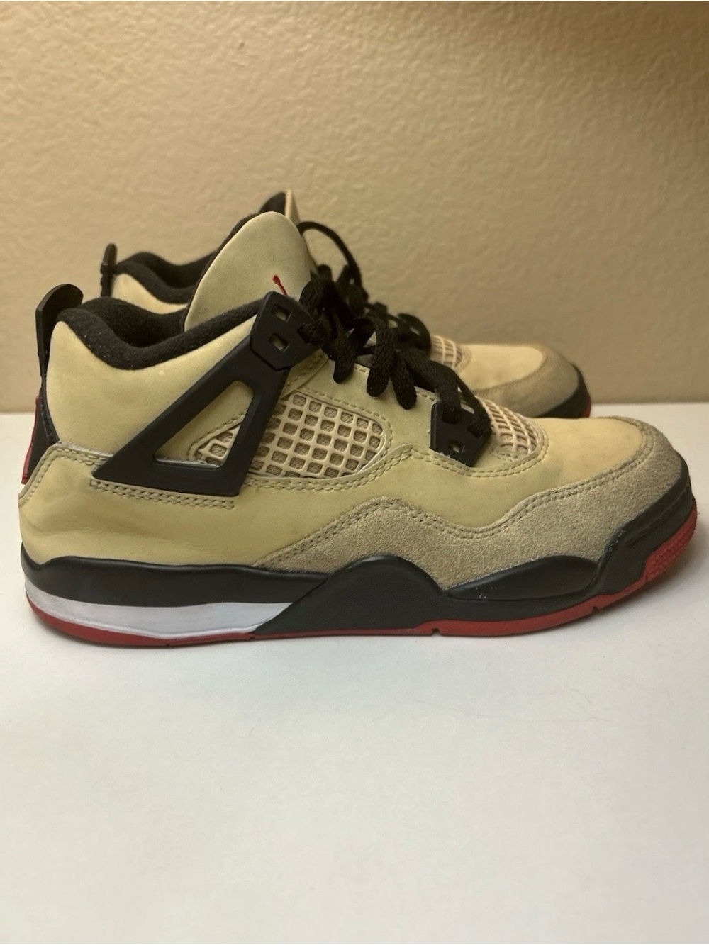 Nike Air Jordan 4 Retro Pizza Size PS 3Y Preschool